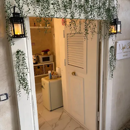 House Centro Bed & Breakfast 4*